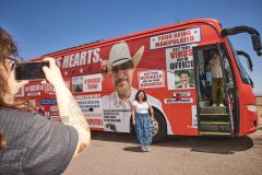 『Eddington』スペシャルバスツアー「THE EDDINGTON EXPRESS」 ©A24 『Eddington』スペシャルバスツアー「THE EDDINGTON EXPRESS」 ©A24