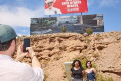 『Eddington』スペシャルバスツアー「THE EDDINGTON EXPRESS」 ©A24 『Eddington』スペシャルバスツアー「THE EDDINGTON EXPRESS」 ©A24