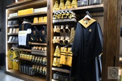 ハッフルパフグッズ、「ハリー・ポッター ショップ 原宿」にて©cula ハッフルパフグッズ、「ハリー・ポッター ショップ 原宿」にて©cula