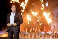 アーノルド・シュワルツェネッガー、『アバター：ファイヤー・アンド・アッシュ』ワールドプレミアにて © 2025 20th Century Studios. All Rights Reserved.