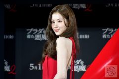 TWICE SANA TWICEのMOMOとSANA、『プラダを着た悪魔2』ジャパンアンバサダー就任!「光栄」レッドドレスで魅了【フォトレポート】