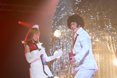 『ミステリー・アリーナ』より © 2026 Amazon Content Services LLC or its Affiliates. All rights reserved. 『ミステリー・アリーナ』とはどんな映画?あらすじ・キャスト・魅力まとめ