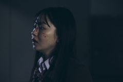 山田杏奈、『NEW GROUP』より ©︎2026映画「NEW GROUP」製作委員会 山田杏奈、『NEW GROUP』より